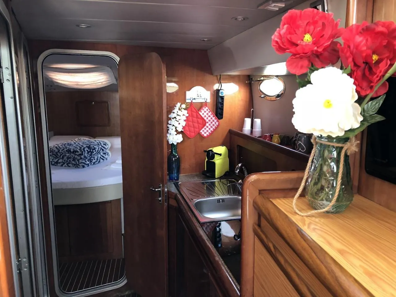 Ботель Yacht Suite Porto Ercole Порто-Эрколе Италия